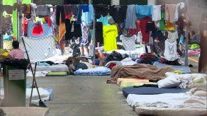 Migrantes que permanecen en albergue expresan que quieren regresar a su país