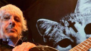 Lee Ranaldo presentará en el Strenes un disco grabado con Refree