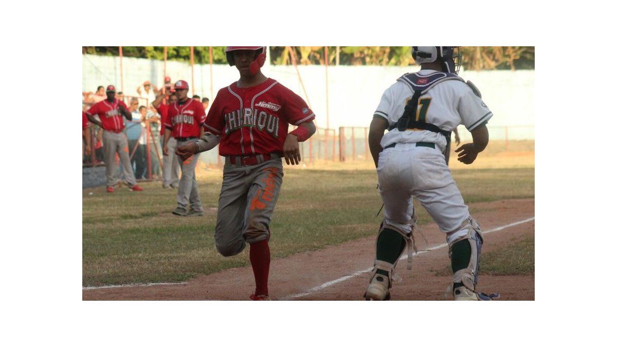 Triple empate en lo más alto de la tabla de posiciones