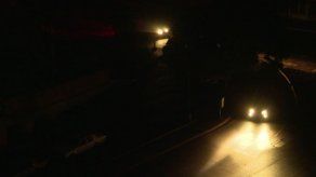 Venezuela sigue sin luz y Gobierno suspende actividad laboral y educativa