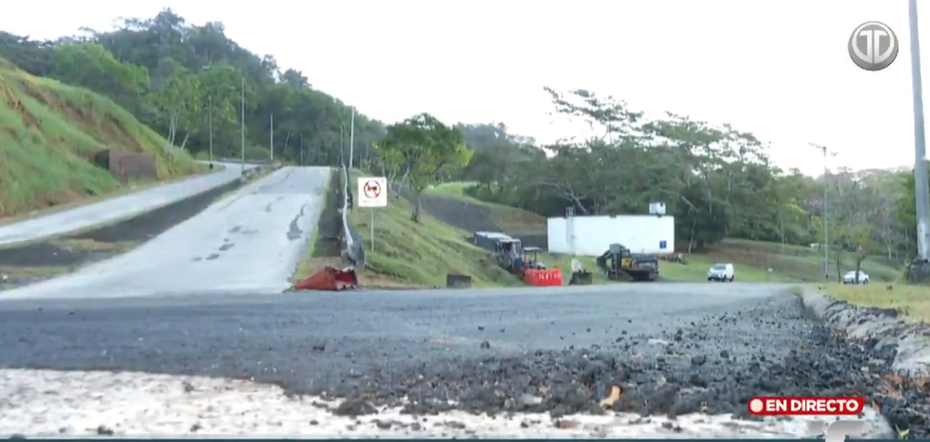 ¡Arquiterror lo vuelve hacer! MOP realiza trabajos de reparación en carretera