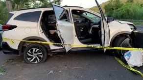 Hallan 126 paquetes de presunta droga en un auto en la vía Panamericana