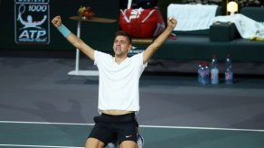 Krajinovic frena a Isner y avanza a final en París