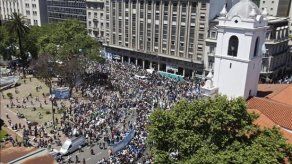 Argentina despide a ex presidente Kirchner