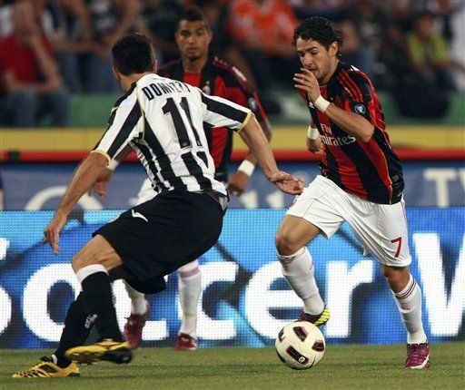 Milan no descarta la venta de Pato