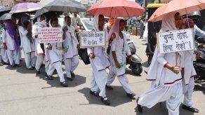 Tercera adolescente india violada y quemada viva en una semana