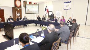 Esta fue la primera de una serie de sesiones de trabajo entre funcionarios del TE y la Contraloría para lograr una óptima aplicación de los nuevos parámetros para la rendición de cuentas.