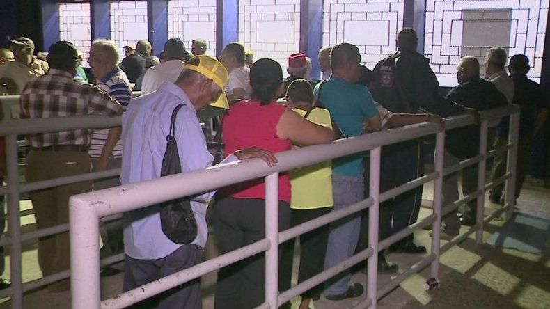 Inicia la tercera entrega masiva de los Cepadem a jubilados que cobran por cheque y ACH