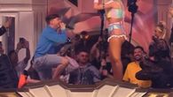 guaynaa le pide matrimonio a lele pons en pleno show en tomorrowland guaynaa le pide matrimonio a lele pons en pleno show en tomorrowland
