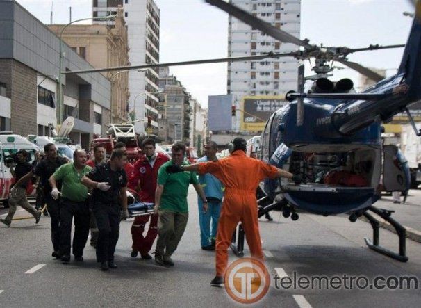 Tren choca contra estación en Argentina