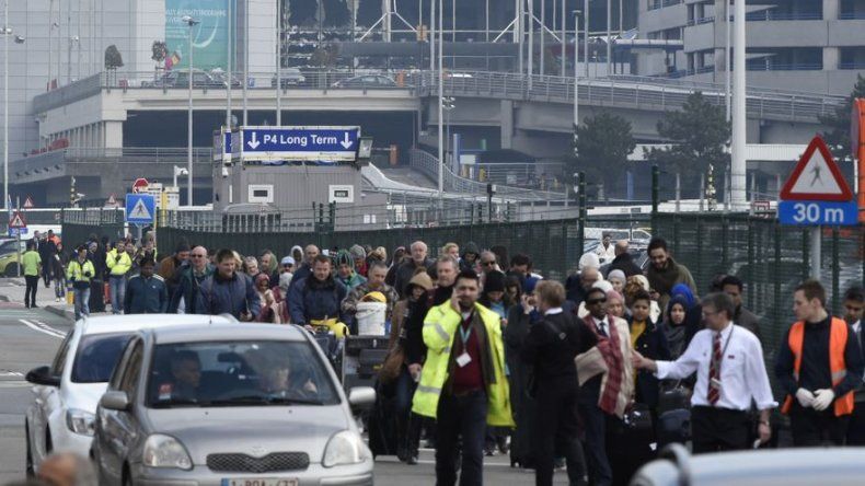 Confirman al menos 21 muertos y 35 heridos en los atentados de Bruselas