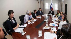 Supervivientes japoneses hablan en Panamá sobre abolición de armas nucleares