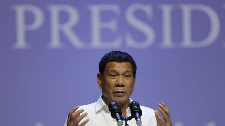 Filipinas: Duterte amenaza con terminar pacto con EEUU
