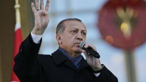 Trump y Erdogan se reunirán el mes próximo