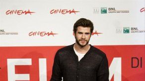 Liam Hemsworth se lesiona el tobillo rodando Los juegos del hambre