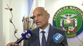 Diputado Ernesto Cedeño exige denuncia formal tras señalamientos del Contralor Anel Flores