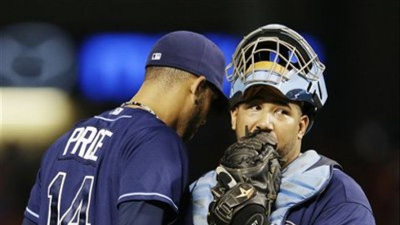 El mercado de agentes libres se movió con la contratación de José Molina y A.J. Pierzynski