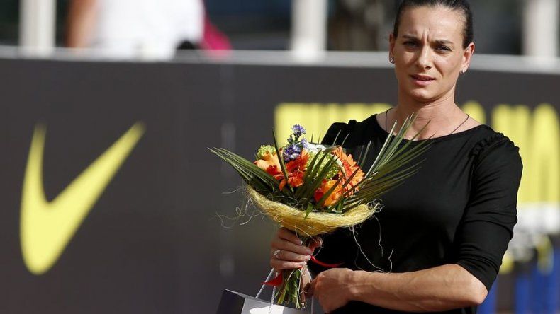Isinbayeva, dueña del récord de pértiga, anuncia su retiro