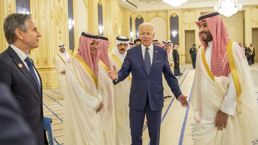 Biden calificó de histórica la decisión de Arabia Saudita e Israel de paso importante.