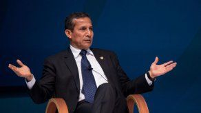 Juez pospone fallo sobre pedido de prisión para Humala