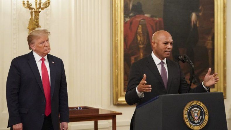 Donald Trump condecora a Mariano Rivera con la Medalla Presidencial de la Libertad