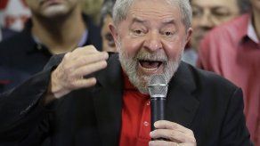 Lula rechaza oferta de asistir al velorio de su hermano