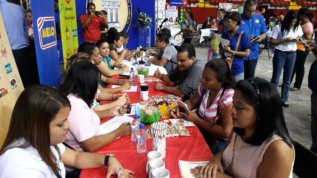 El próximo martes realizarán feria de empleo para docentes del sector privado