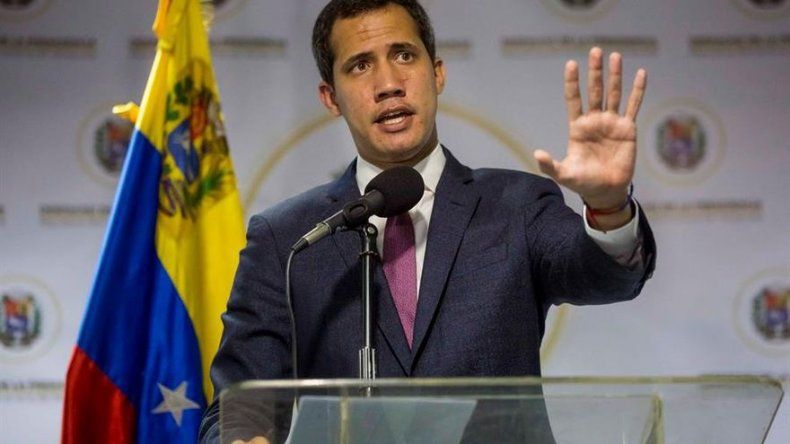El Gobierno y un sector opositor de Venezuela presentan una mesa de diálogo