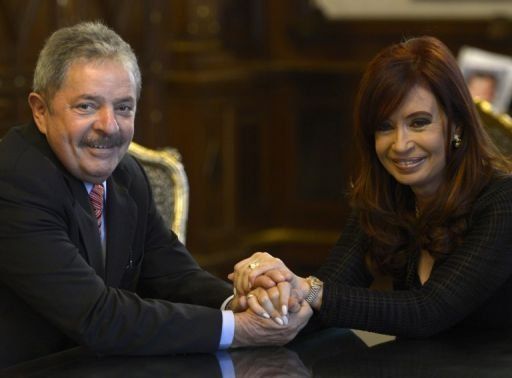 Fernández recibe al expresidente Lula en la Casa de Gobierno
