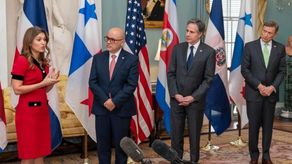 La canciller Erika Mouynes, sus homólogos Rodolfo Solano y Roberto Álvarez y el secretario de Estado de Estados Unidos, Antony Blinken.