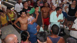 Panamá y México acuerdan traslado aéreo de migrantes cubanos