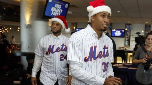 Mets prometen más fichajes al presentar a Canó y Díaz