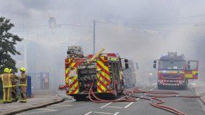 Al menos nueve muertos en un incendio en un campamento nómada en Irlanda