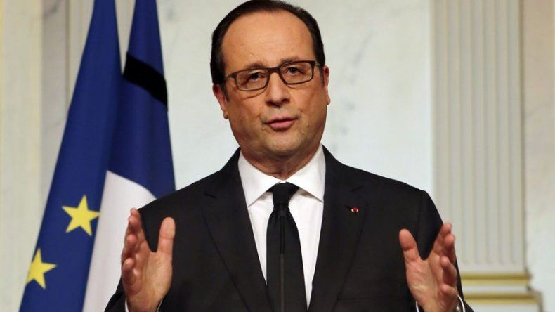 Hollande pide que Francia y España unan sus fuerzas por sus ideales