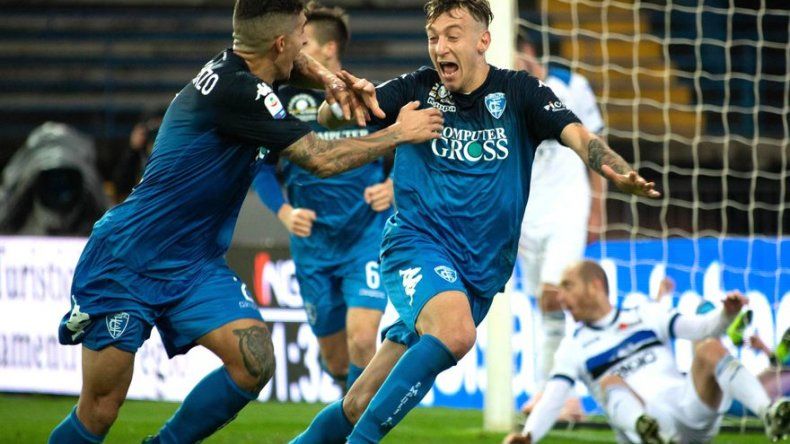 Napoli empata 0-0 con Chievo y se aleja de la Juventus