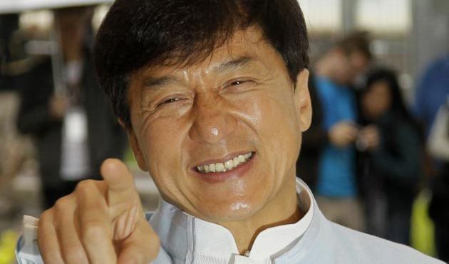 Jackie Chan avergonzado por arresto de hijo