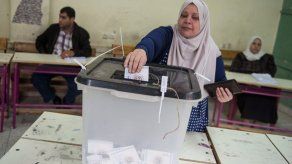 Autoridad electoral egipcia multará a quienes no voten en las elecciones