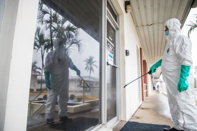 Canal de Panamá mantiene su tránsito protegiendo a su fuerza laboral