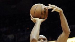 Nets ganan y dividen la serie con Knicks
