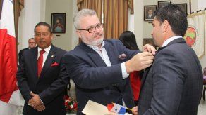 Renuncia al MINGOB cuñada del ministro Henríquez