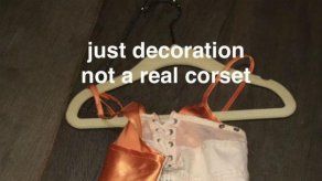 Kim Kardashian defiende su decisión de vestir a su hija con un corsé