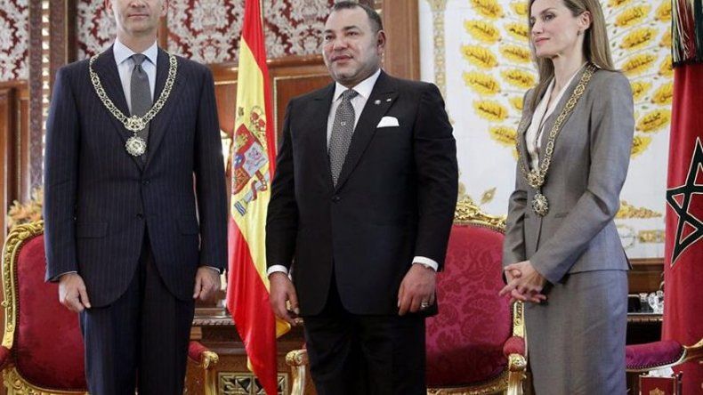 Felipe VI llega a Marruecos con todos los honores