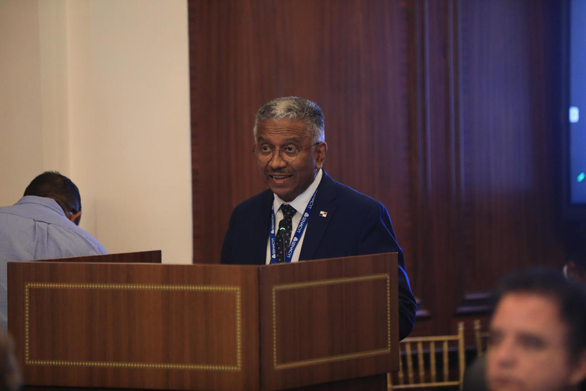 Director de Senacyt, Eduardo Ortega. Director de Senacyt, Eduardo Ortega.