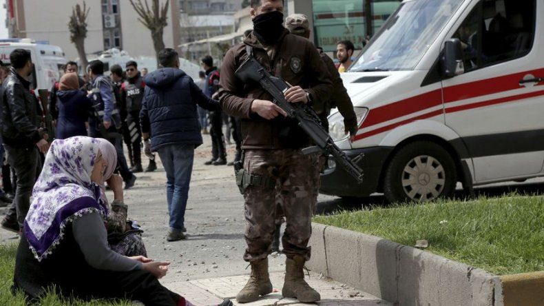 Turquía: explosión en comisaría fue un ataque terrorista