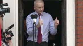 Caso Assange: policía reduce vigilancia de embajada de Ecuador
