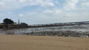 MiAmbiente investiga mancha en playa del Casco Antiguo MiAmbiente investiga mancha en playa del Casco Antiguo