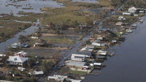 Las autoridades atribuyeron al huracán al menos 14 decesos registrados en Luisiana, Mississippi y Alabama.
