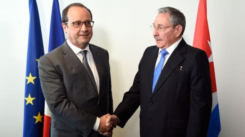 Raúl Castro será recibido por Hollande en París el próximo 1 de febrero