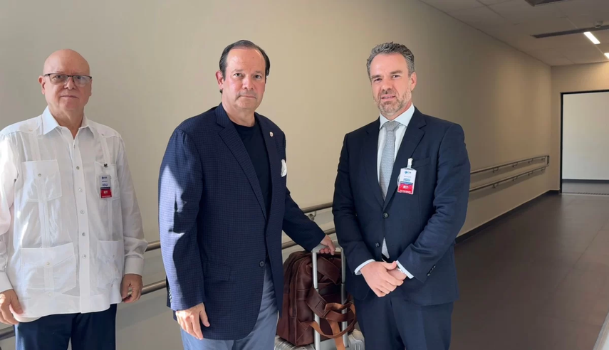 Canciller de Panamá participa en cumbre del Mercosur