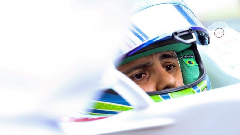 Sainz dice que Sergio Pérez y Felipe Massa son los que más le han sorprendido